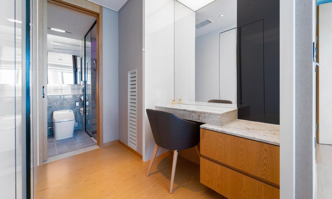Grand Lct Residence Busan Buitenkant foto