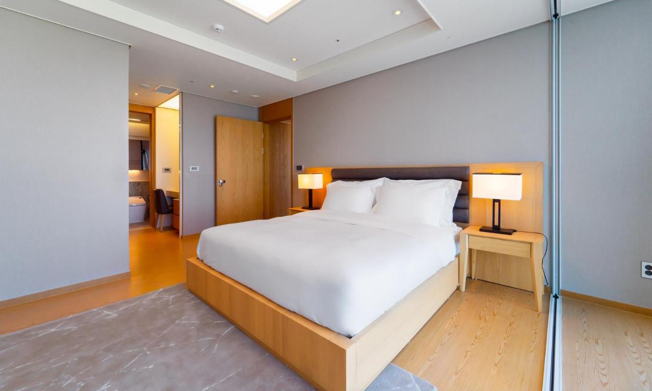 Grand Lct Residence Busan Buitenkant foto